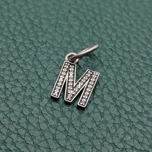 ✨ Retired Pandora M Pendant ✨
